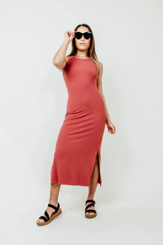 Ribbed Side Slit Maxi Tank Dress for Women in Red | H42982-SIE