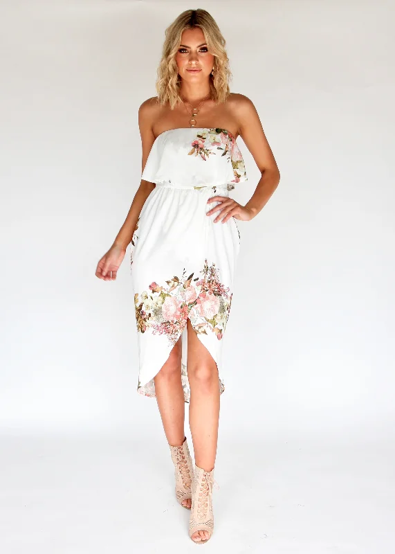 Wild Card Strapless Dress - Lillies