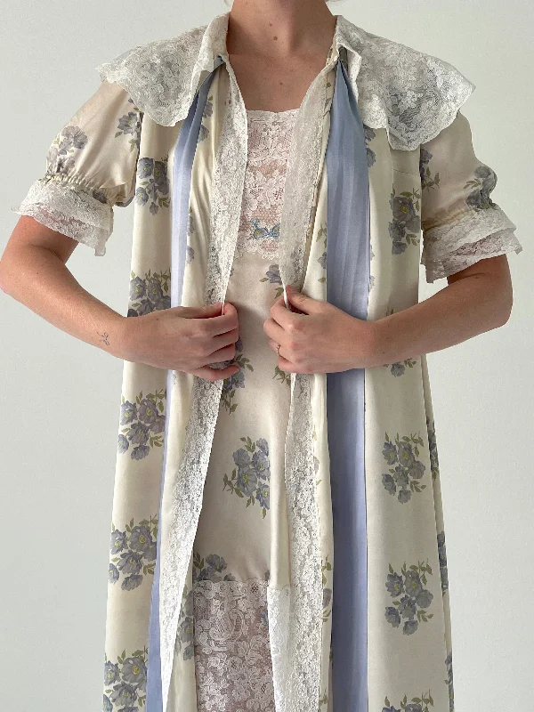 1930's Blue Floral Print Robe with White Lace