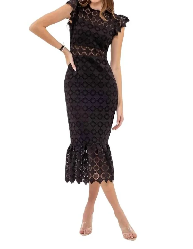 Eyelet Lace Ruffle Midi Dress In Black